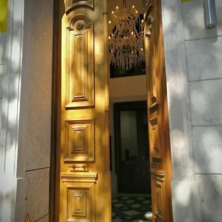 236 Av Liberdade With 24Hr Security And Free Parking * Lisbon