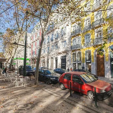 236 Av Liberdade With 24Hr Security And Free Parking Lägenhet