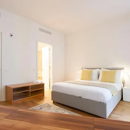 236 Av Liberdade With 24Hr Security And Free Parking Lägenhet Lisboa